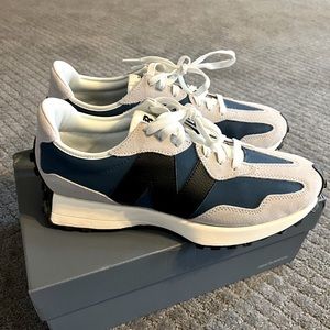 New Balance 327 Men’s 11.5 New in Box Blue/White